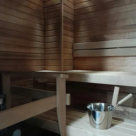 Convenient For 3 With Sauna Oulu